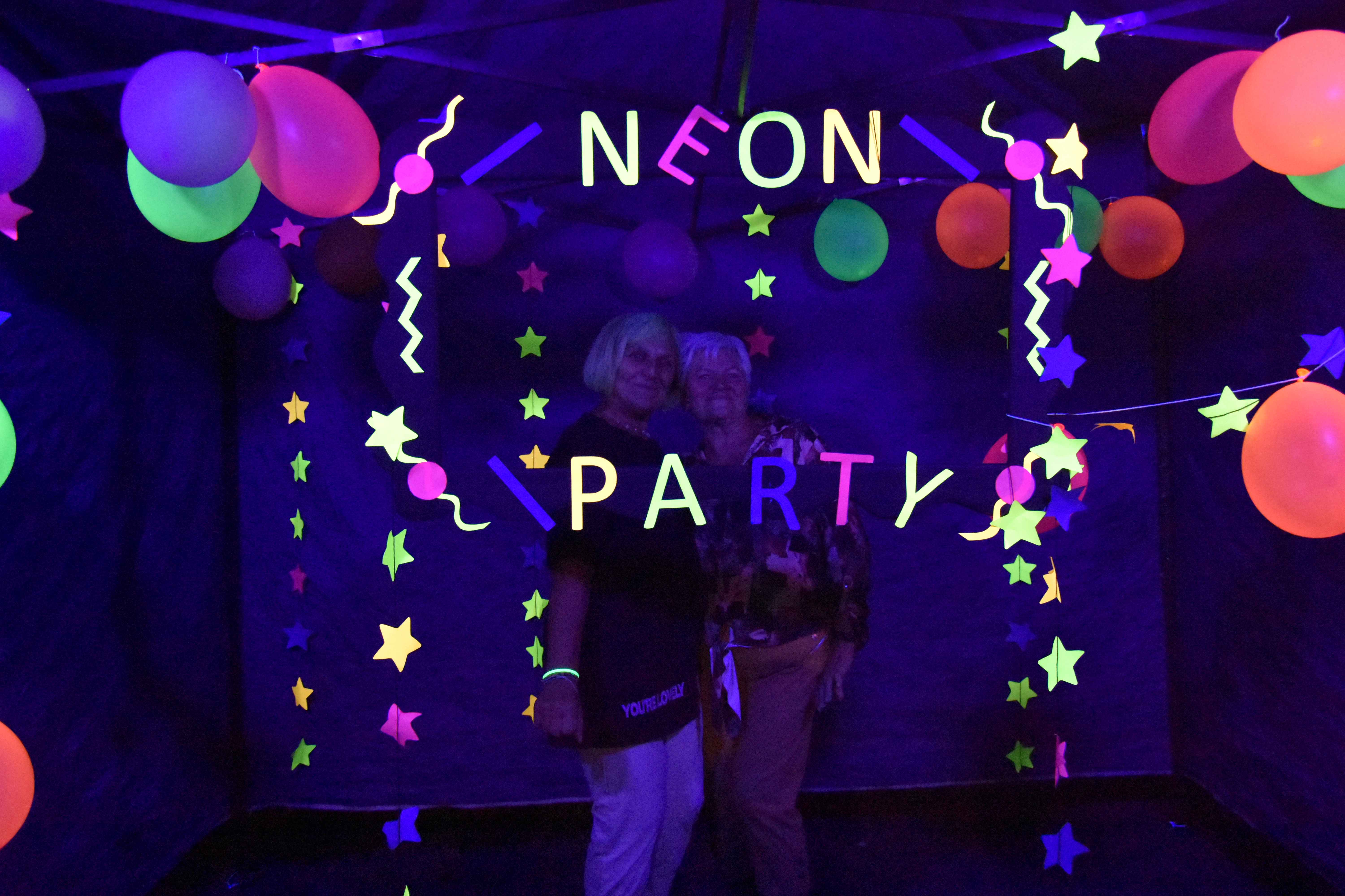 Neon Party 2025
